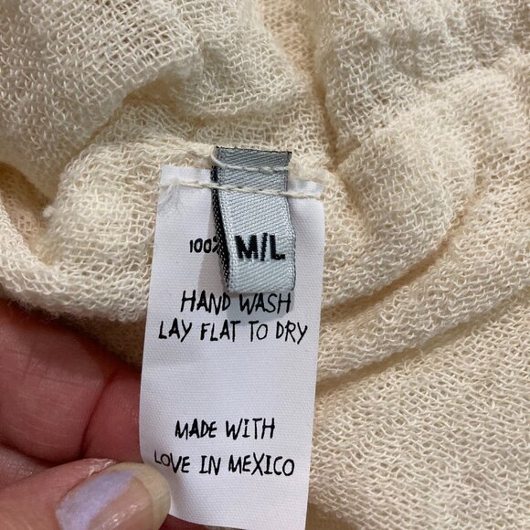 Jen’s Pirate Booty Gauze Button Up Shirt Top Short sleeve Minimalist Beige M/L - Picture 5 of 13